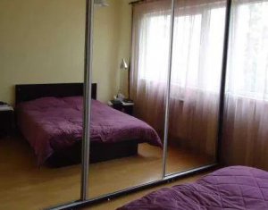 Apartment 4 rooms for sale in Cluj-napoca, zone Manastur