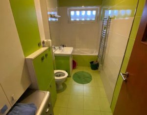 Appartement 4 chambres à vendre dans Cluj-napoca, zone Manastur