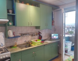 Apartament 3 camere zona Piata Abator