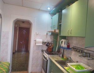 Apartament 3 camere zona Piata Abator