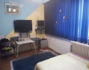 Apartament 3 camere zona Piata Abator