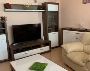 Apartament de lux, curte privata, zona de case, parcare subterana