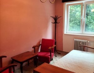 Apartament de vanzare, 4 camere, decomandat, etaj intermediar, Gheorgheni