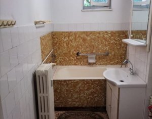 Apartament de vanzare, 4 camere, decomandat, etaj intermediar, Gheorgheni