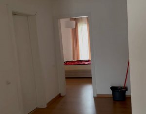 Apartament 2 camere, parcare, bloc nou, lift, Floresti