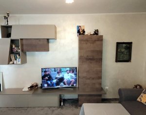 Appartement 4 chambres à vendre dans Cluj-napoca, zone Manastur