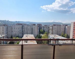 Apartament spatios cu priveliste, Gradini Manastur