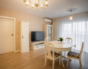 Apartament in bloc nou ultrafinisat, cu priveliste catre oras