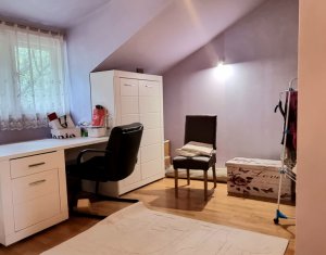 Apartament in vila, cu parcare si curte comuna, Andrei Muresanu