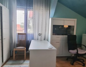 Apartament in vila, cu parcare si curte comuna, Andrei Muresanu