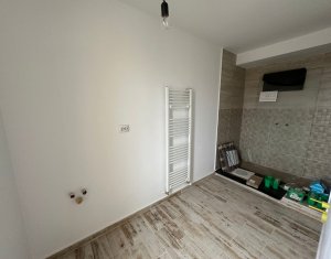 Appartement 4 chambres à vendre dans Cluj-napoca, zone Gruia