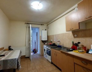 Apartament cu o camera, gradina 30 mp, strada Eroilor, Floresti