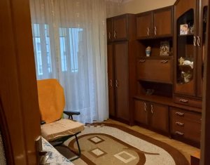 Apartament 3 camere decomandat, etaj intermediar, piata Zorilor