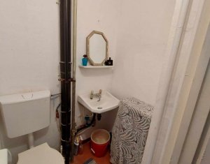 3 camere decomandate, 2 bai, balcon, zona Flora, Manastur