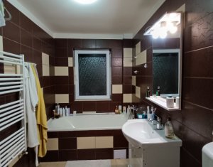 Apartament 2 camere, 55,23 mp + balcoane 12,11 mp, Baciu, zona Primariei