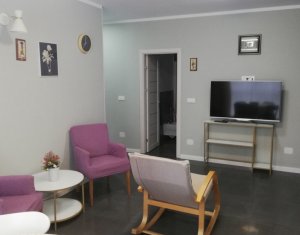 Sale apartment 3 rooms in Floresti