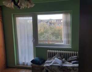 Appartement 4 chambres à vendre dans Cluj-napoca, zone Marasti