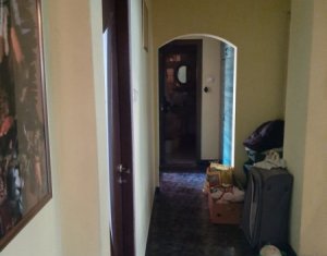 Appartement 4 chambres à vendre dans Cluj-napoca, zone Marasti