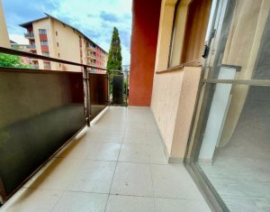 Apartament 3 camere, situat in Floresti, zona Stejarului