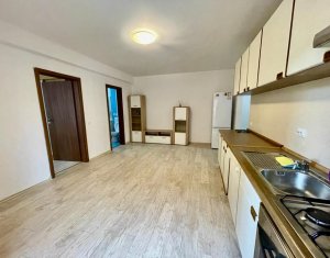 Apartament 3 camere, situat in Floresti, zona Stejarului