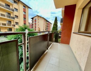 Apartament 3 camere, situat in Floresti, zona Stejarului