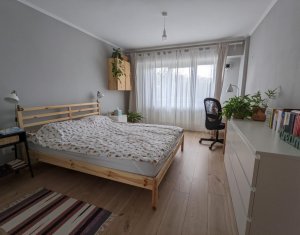 Apartament la cheie, Bd 21 Decembrie