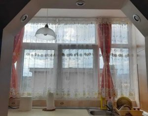 Appartement 3 chambres à vendre dans Cluj-napoca, zone Marasti