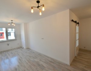 Vanzare apartament 2 camere in Floresti