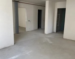 Apartament 4 camere, 90 mp, Floresti, BMW 