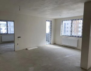 Appartement 4 chambres à vendre dans Floresti