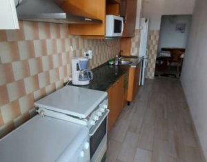 Apartament cu 2 camere, zona strazii Bucegi, decomandat