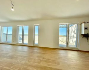 Vanzare apartament 3 camere, 81 mp si 2 terase de 50m, Floresti