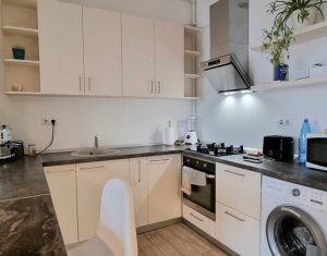 Apartament cu terasa si parcare subteran, Centru 