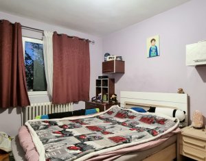 Sale apartment 3 rooms in Cluj-napoca, zone Manastur