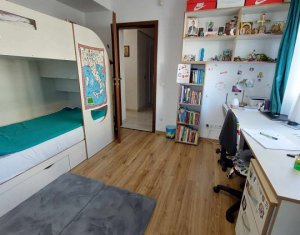 Appartement 4 chambres à vendre dans Cluj-napoca, zone Borhanci