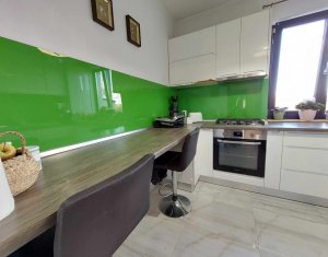 Appartement 4 chambres à vendre dans Cluj-napoca, zone Borhanci