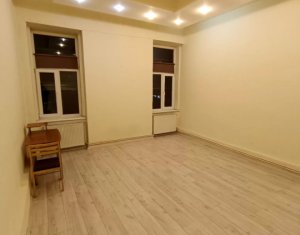 Apartament 1 camera, central, excelent pentru birou notarial/avocatura