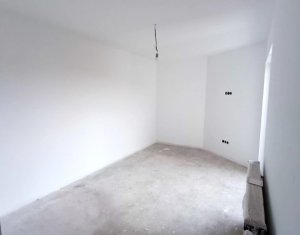 Apartament 4 camere zona linistita, strada Iazului, Floresti