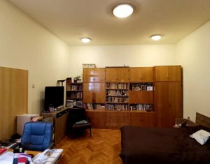 Vanzare apartament 3 camere in Cluj-napoca, zona Centru