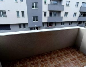 Appartement 3 chambres à vendre dans Floresti