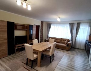 Apartment 3 rooms for sale in Floresti