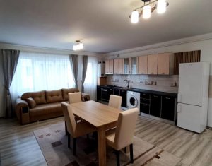 Apartment 3 rooms for sale in Floresti