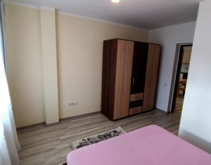 Apartment 3 rooms for sale in Floresti