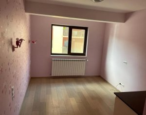 Apartament 4 camere Floresti cu gradina 