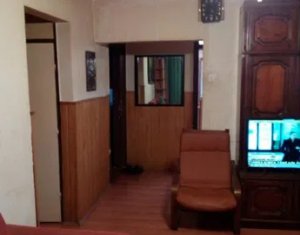 Apartament cu 3 camere, decomandat, 65 mp, P din 4 etaje, in Manastur