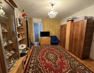 Sale apartment 2 rooms in Floresti