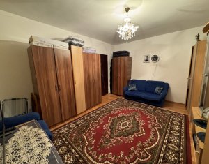 Apartament 2 camere decomandat, 2 balcoane, Floresti, zona Eroilor