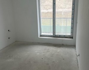 Apartament cu 3 camere si terasa, parcare, bloc nou, panorama, CF la zi