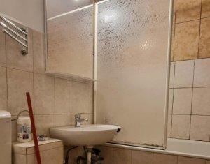 Apartment 3 rooms for sale in Cluj-napoca, zone Intre Lacuri