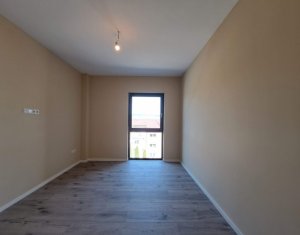 Appartement 3 chambres à vendre dans Floresti